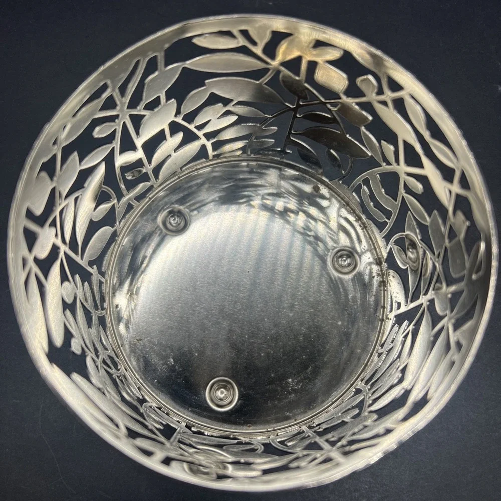 Bath & Body Works Botanical Bling Silver Vines Leaves 3-Wick Candle Holder